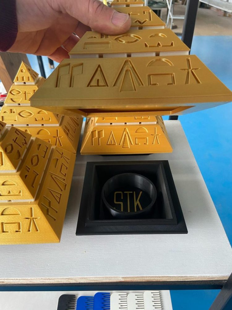 recycled plastic award trophy design ibiza
